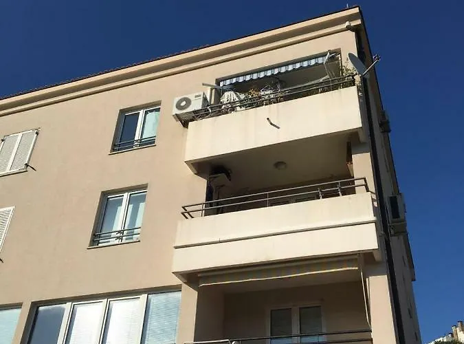 Irena With Bikes Included Apartment *
