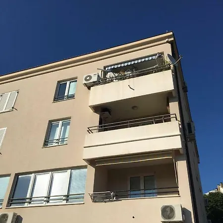 Irena With Bikes Included Apartment *