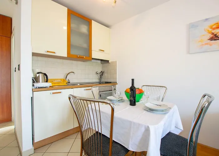 Irena With Bikes Included Lägenhet